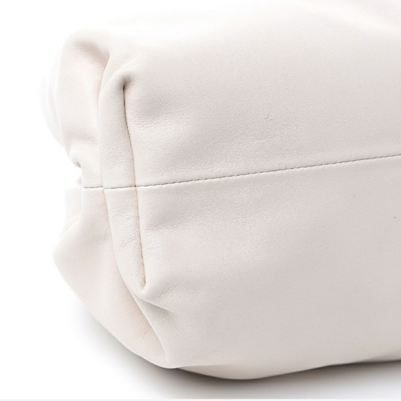 Bottega Veneta The Pouch Oversized Clutch In Mist - Picture 7 of 16